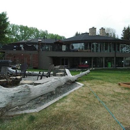Roundhouse Grotto Bed & Breakfast Calgary Ngoại thất bức ảnh