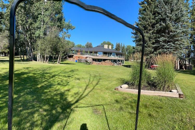 Roundhouse Grotto Bed & Breakfast Calgary Ngoại thất bức ảnh